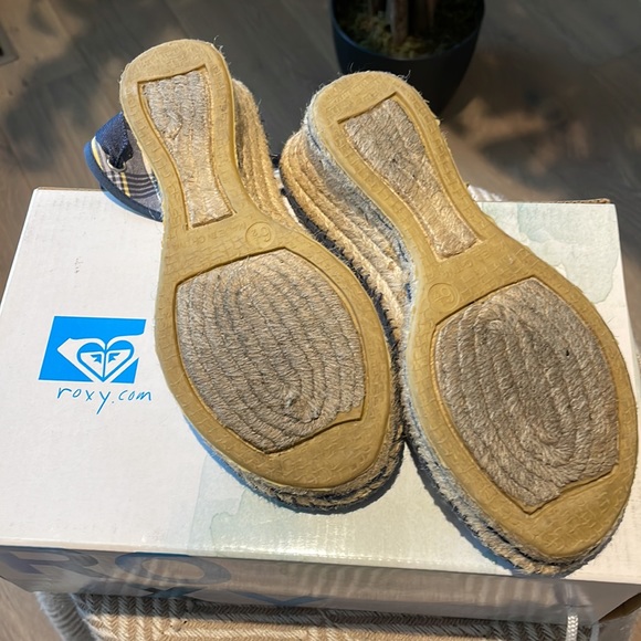 ROXY Plaid Fabric Espadrilles. Lace tie up. Size 6.5. - Picture 9 of 9